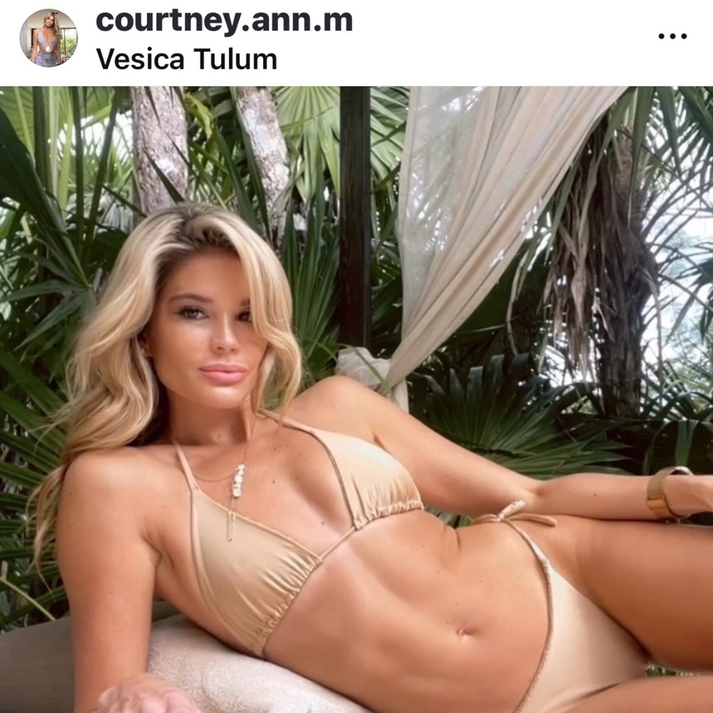 Meet your Posher, Courtney